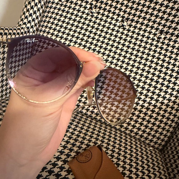 Ray-Ban Gold Frame with Purple Gradient Sunglasses - Picture 6 of 8